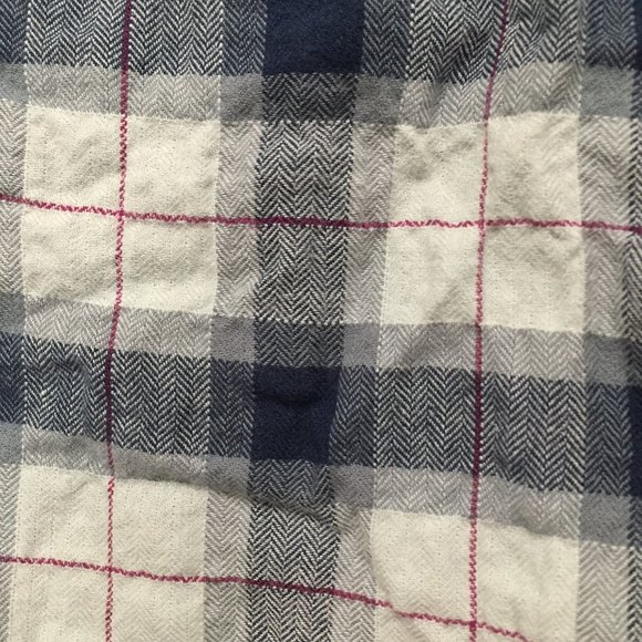 2/$25 Carhartt Button down Shirt - Picture 9 of 10